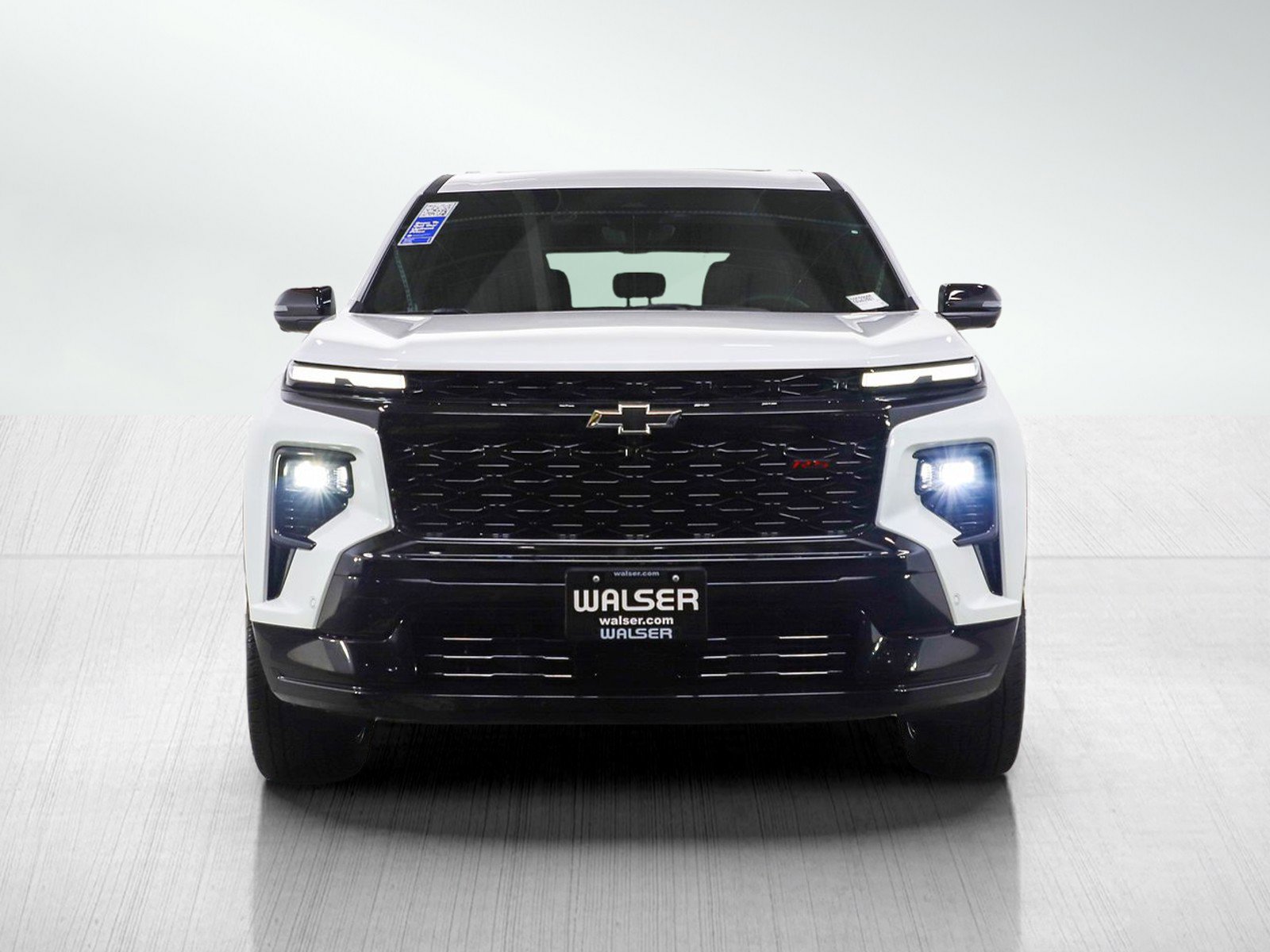 Used 2024 Chevrolet Traverse RS image 8