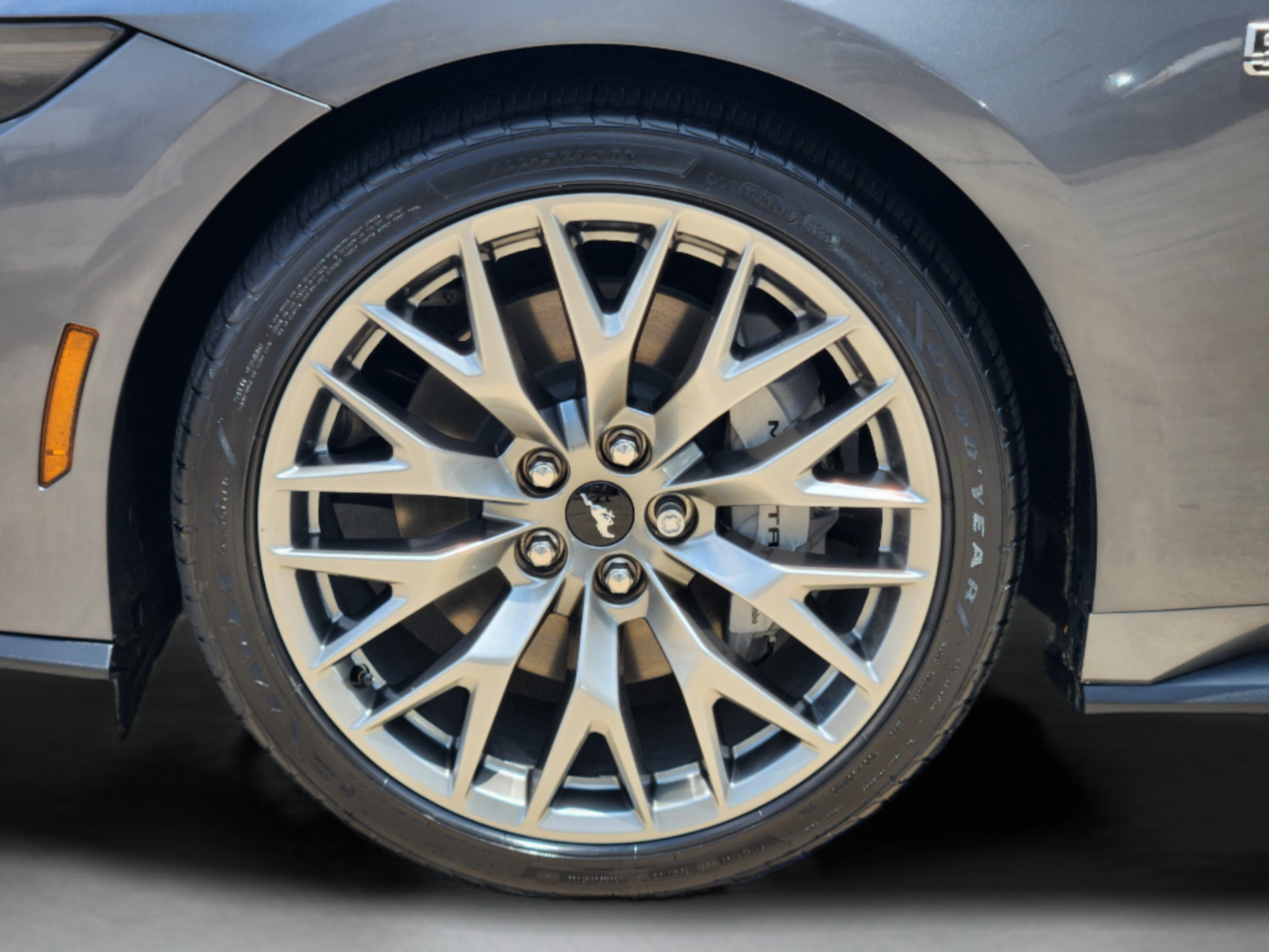 Used 2025 Ford Mustang GT Premium RWD image 28