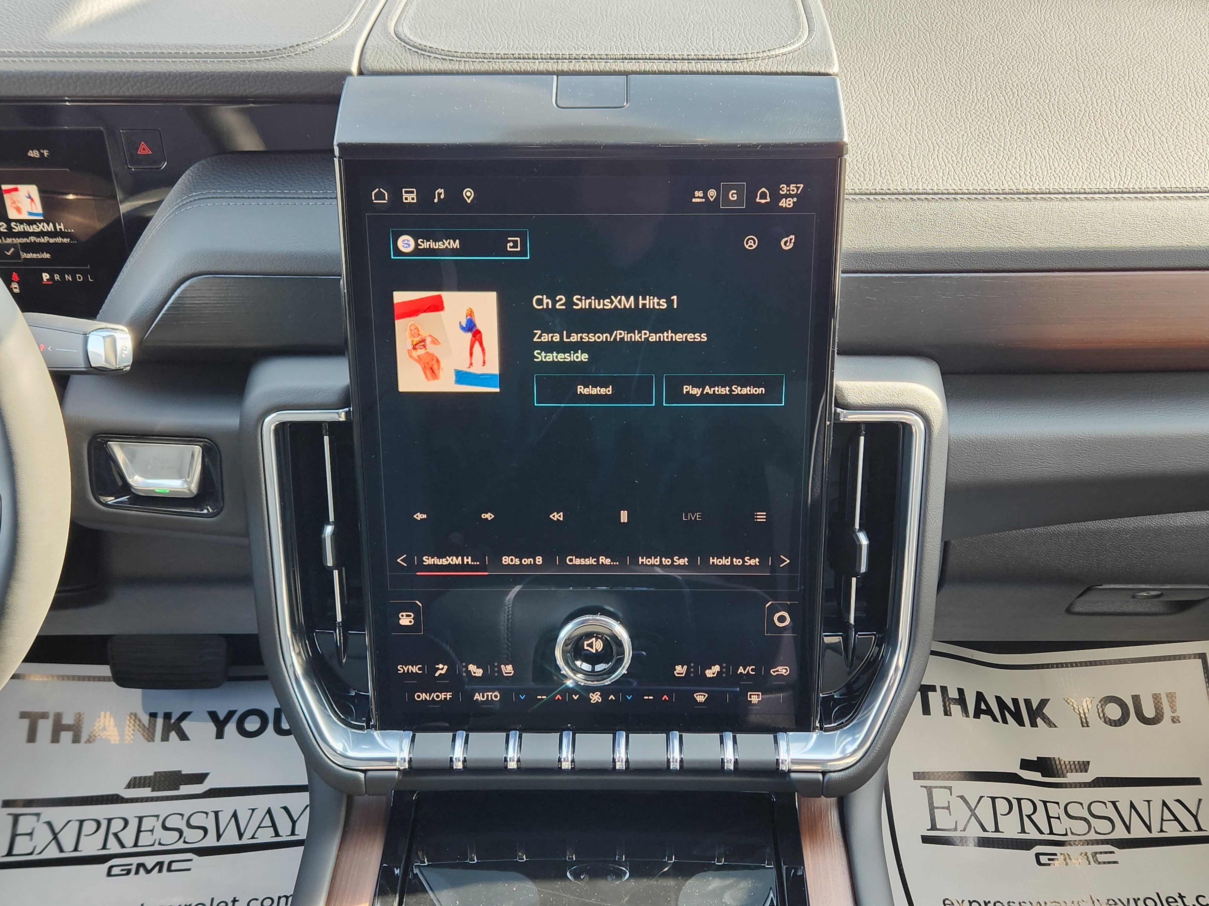 New 2026 GMC Yukon Denali w/ Denali Reserve Package image 13