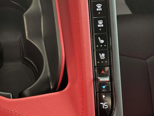 Used 2025 Chevrolet Corvette Z06 image 28