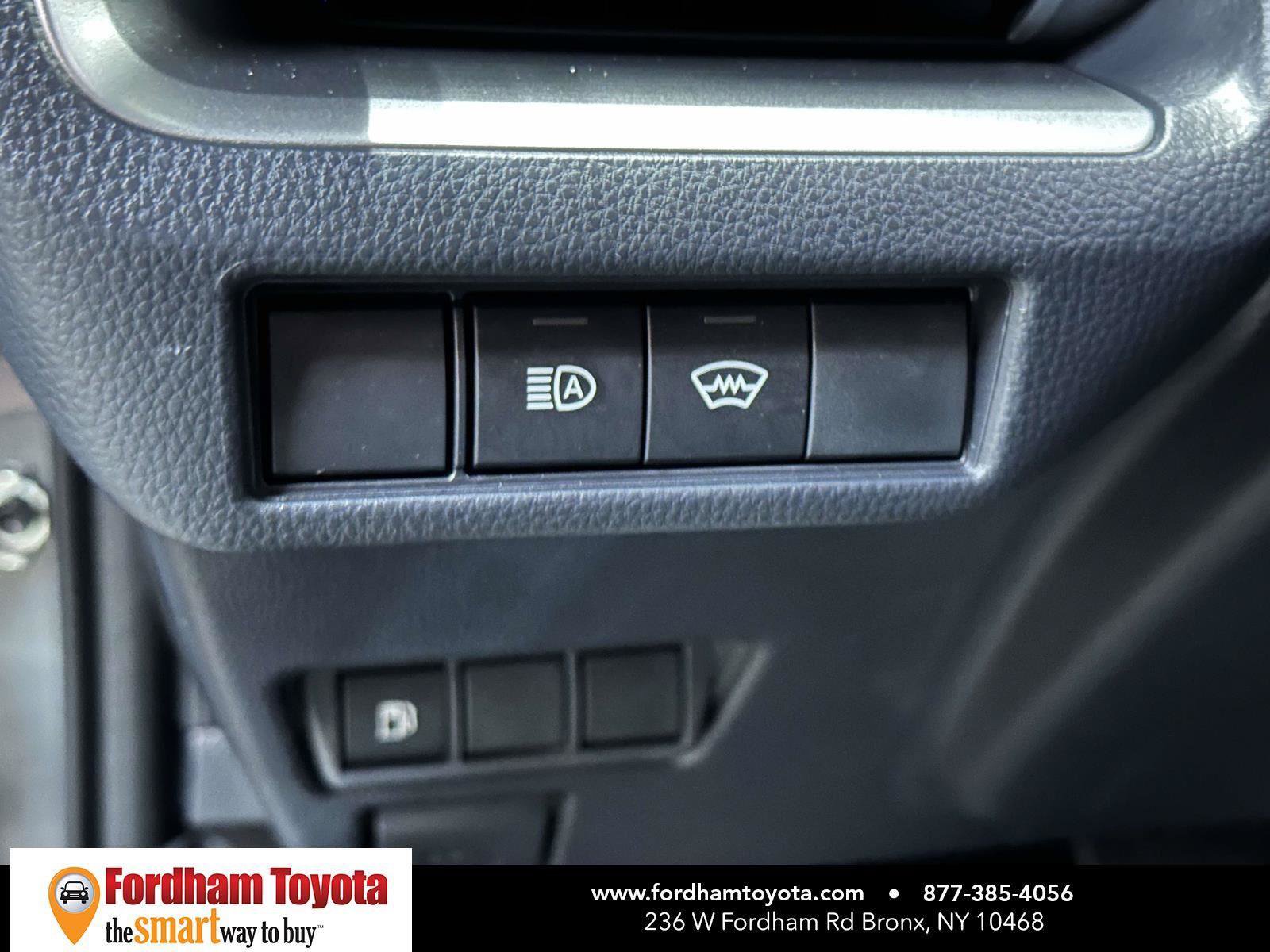 Certified 2024 Toyota Prius LE AWD/4WD image 19