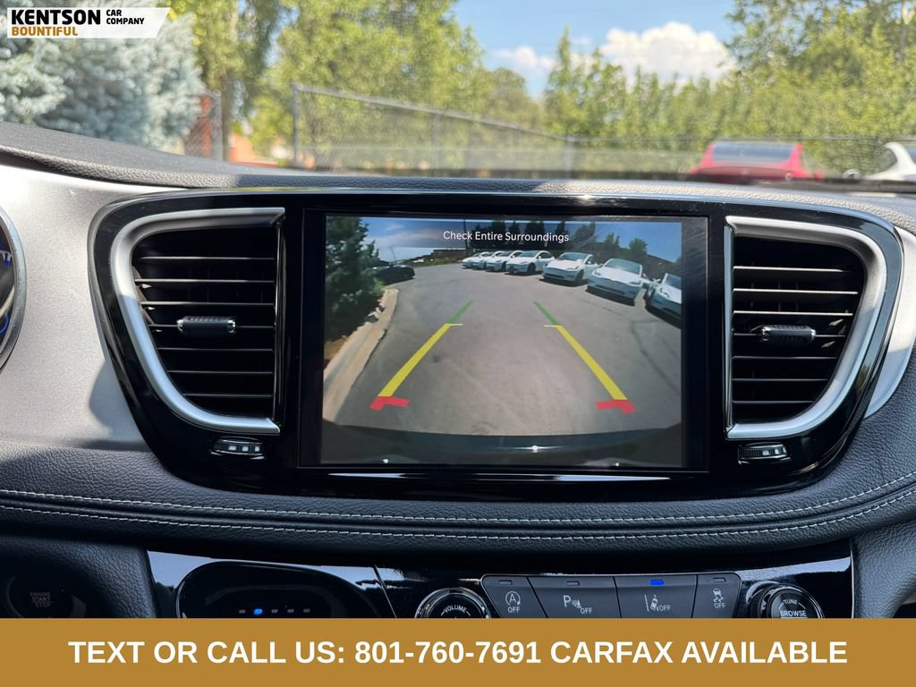 Used 2026 Chrysler Pacifica Limited FWD image 26