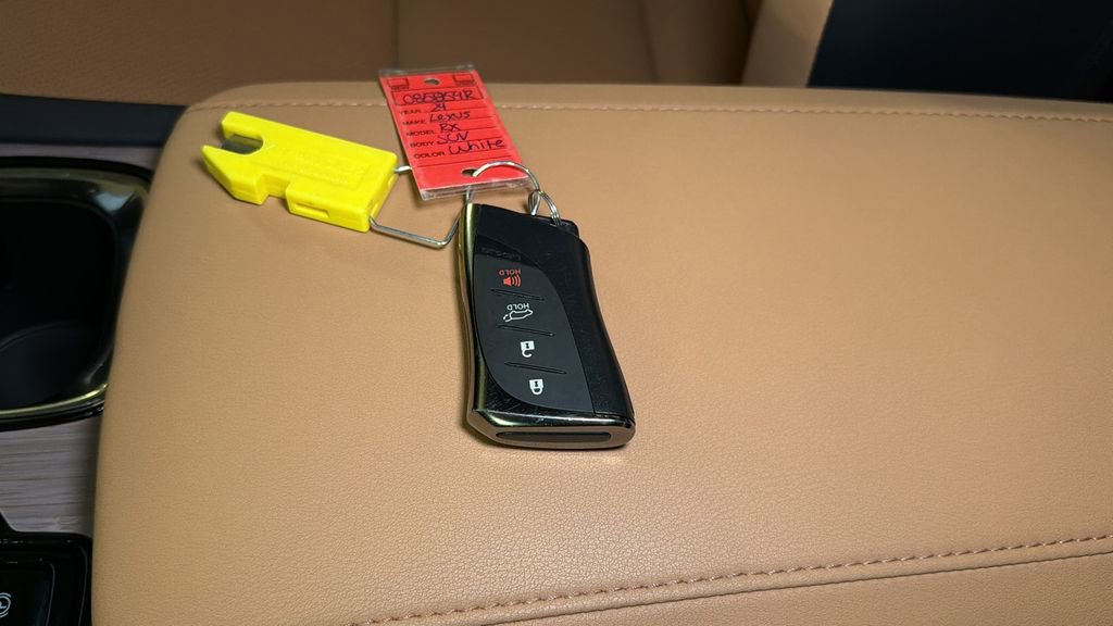 Certified 2024 Lexus RX 350 Premium w/ Accessory Package (K3) image 32