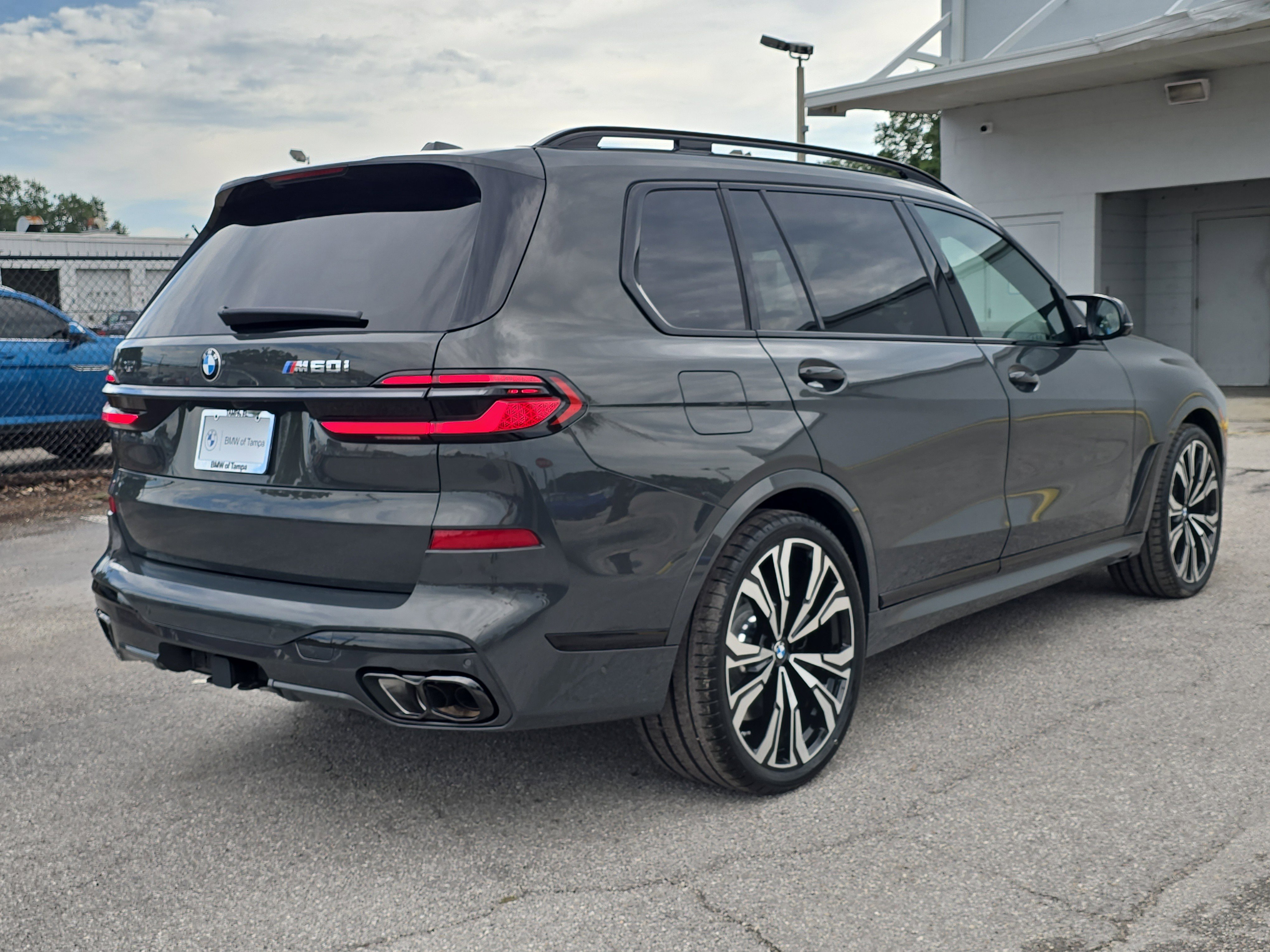 New 2026 BMW X7 M60i image 5