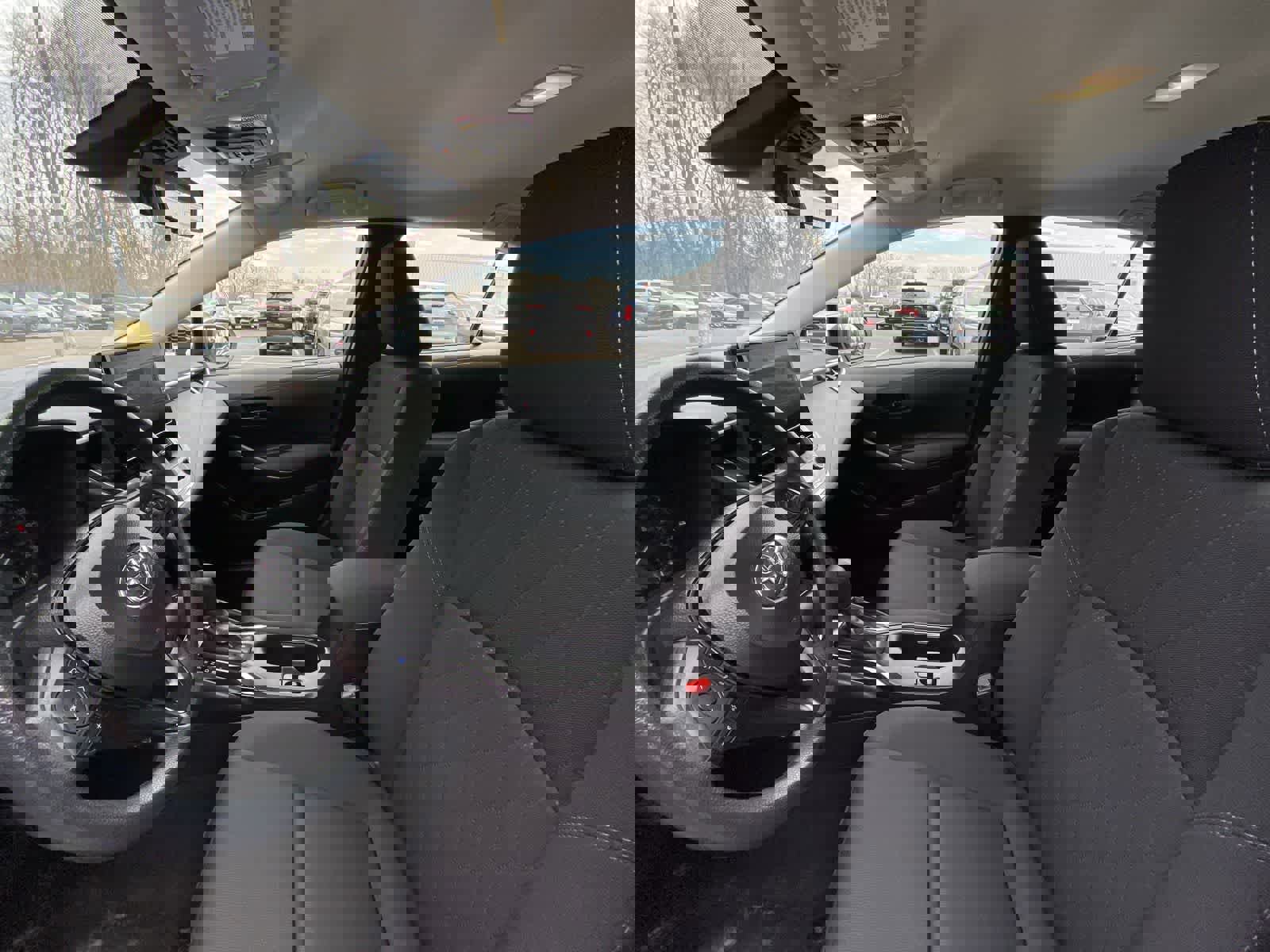 Used 2025 Toyota Corolla LE image 16