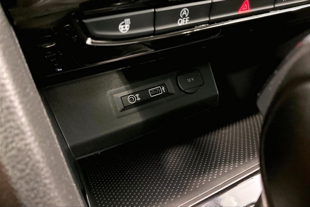 Used 2018 Volkswagen Atlas SEL Premium AWD/4WD image 17