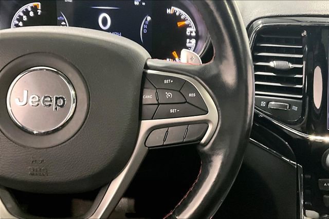 Used 2020 Jeep Grand Cherokee Trailhawk w/ Premium Lighting Group image 12