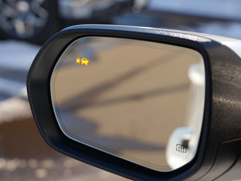 Used 2025 Buick Enclave Preferred image 35