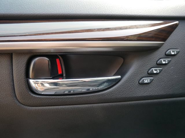 Used 2016 Lexus ES 350 w/ Premium Package w/Wood Trim FWD image 14