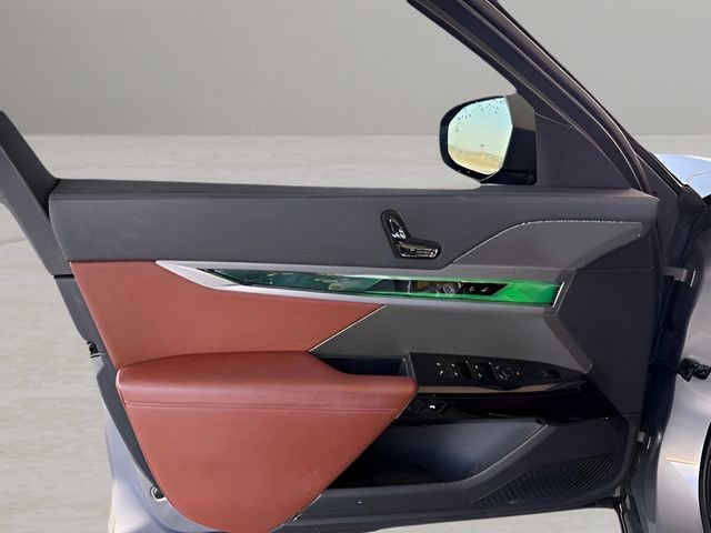 Used 2023 BMW 740i 740i w/ Executive Package image 10