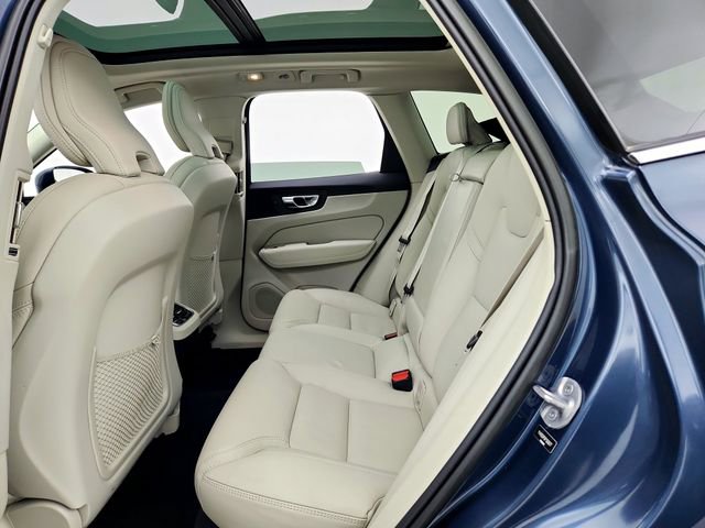 Certified 2023 Volvo XC60 B6 Ultimate w/ Protection Package Premier image 26