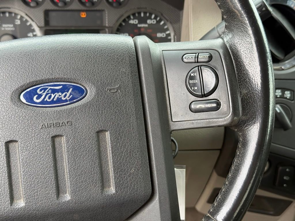 Used 2010 Ford F250 XL AWD/4WD image 16