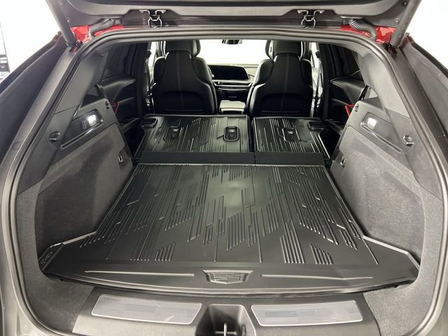 Certified 2025 Cadillac Lyriq Luxury RWD image 27