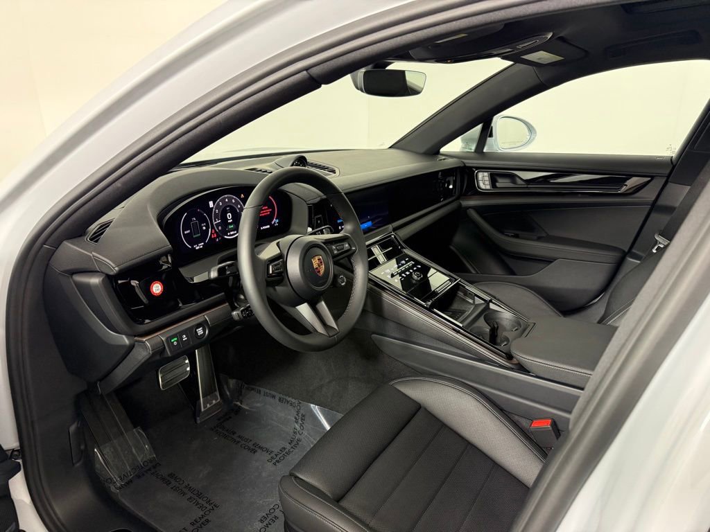 Certified 2026 Porsche Panamera 4S image 4