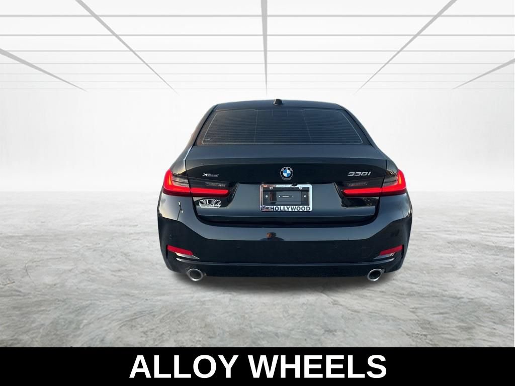 Used 2025 BMW 330i xDrive Sedan AWD/4WD image 6