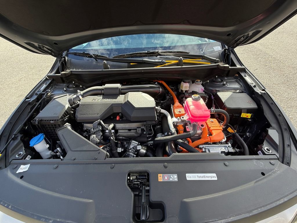 New 2025 Kia Sportage LX image 23