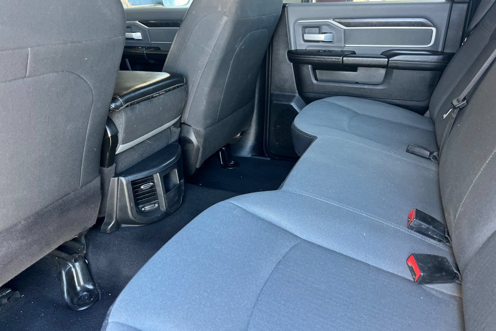 Used 2022 RAM 2500 Big Horn AWD/4WD image 12