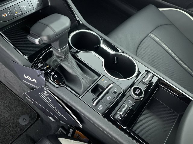 New 2027 Kia K5 GT-Line AWD/4WD image 32