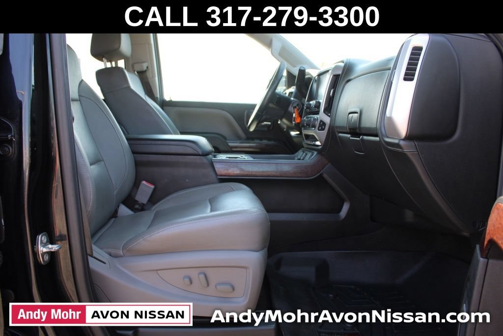 Used 2015 GMC Sierra 2500 SLT w/ Duramax Plus Package AWD/4WD image 18