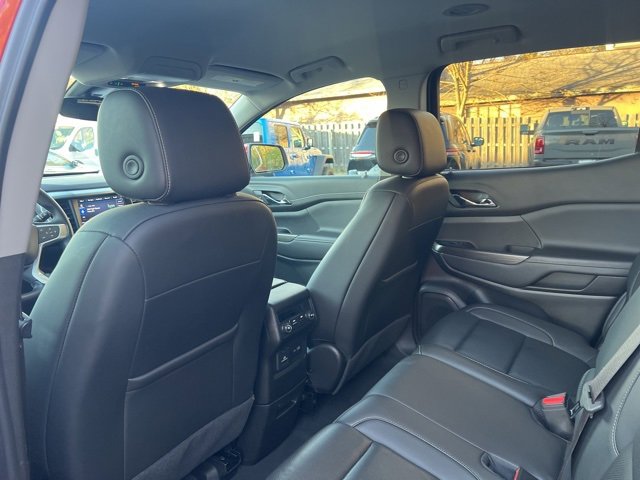 Used 2023 GMC Acadia SLT image 20