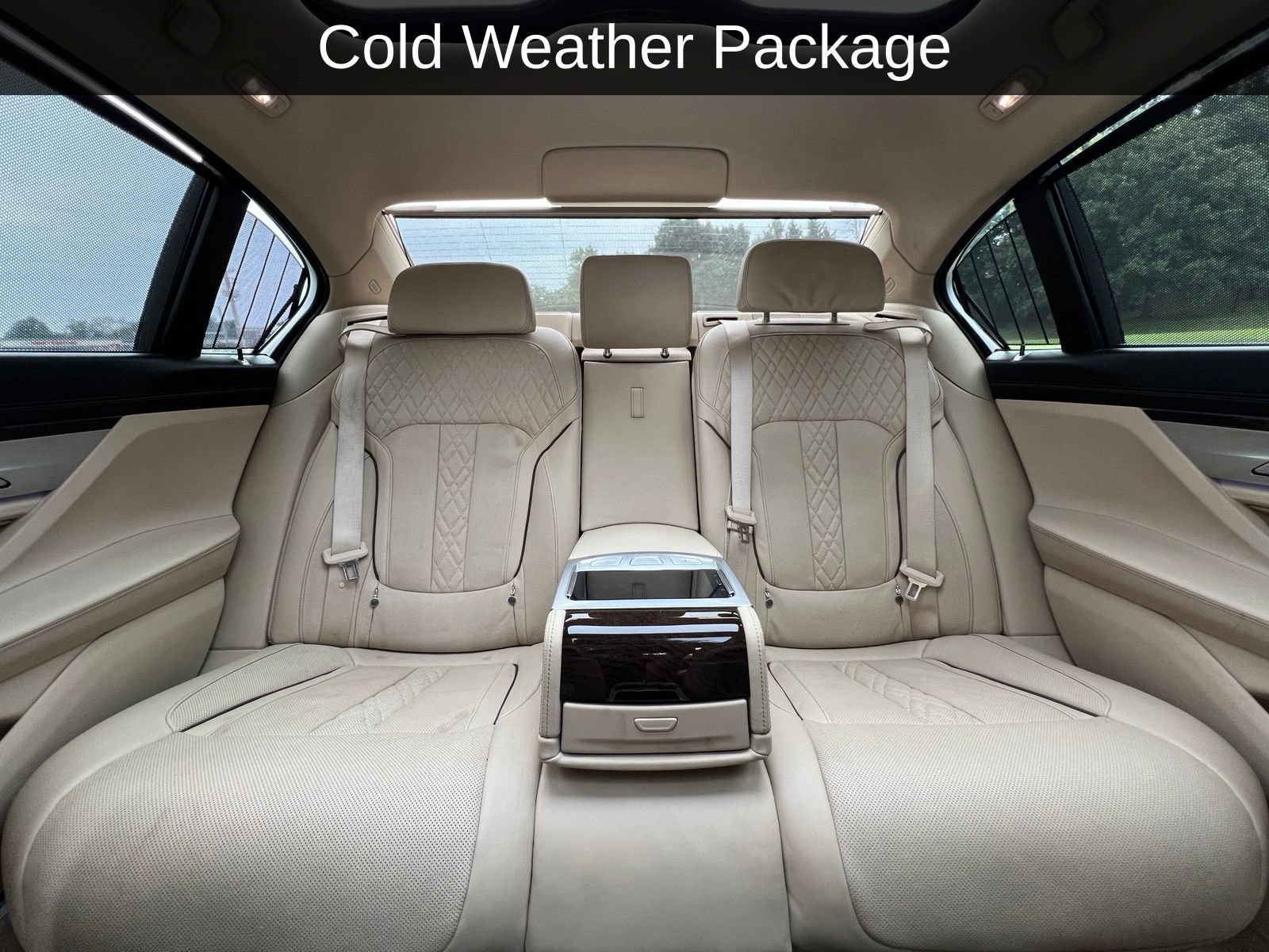 Used 2019 BMW 740e xDrive w/ Executive Package AWD/4WD image 3