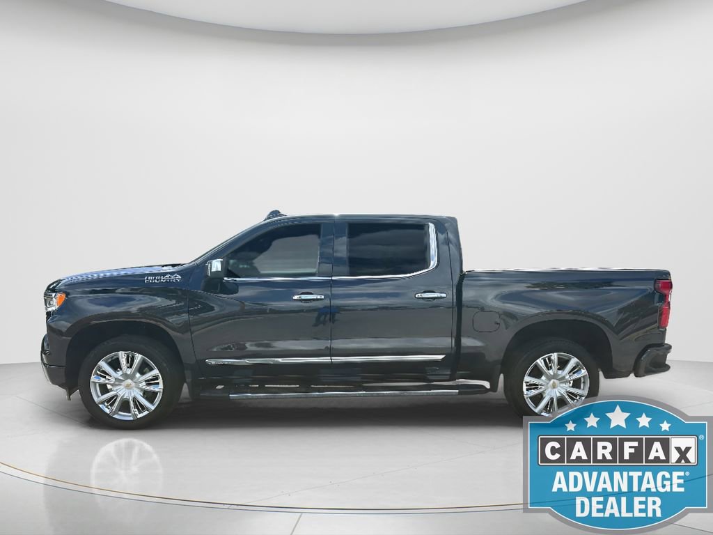 Used 2024 Chevrolet Silverado 1500 High Country w/ Technology Package AWD/4WD image 2