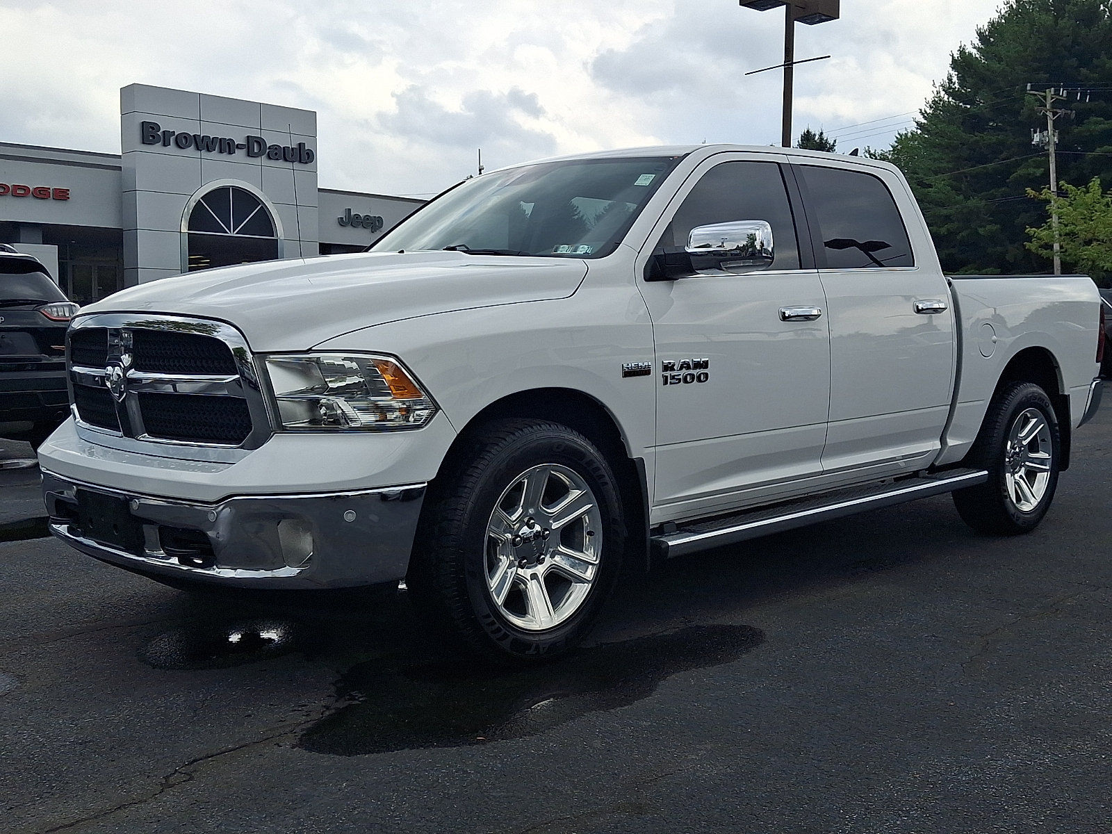 Certified 2017 RAM 1500 Lone Star AWD/4WD image 1