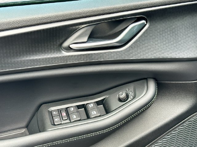 New 2026 Jeep Grand Cherokee Laredo X RWD image 13
