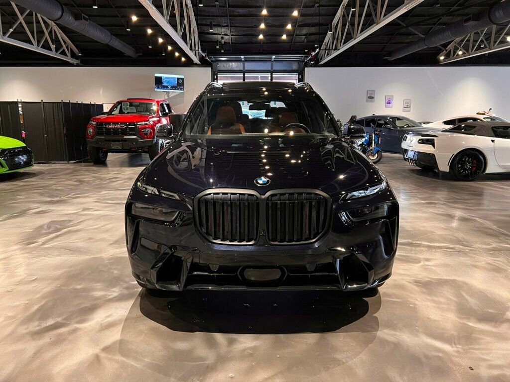 Used 2024 BMW X7 xDrive40i w/ M Sport Package image 8