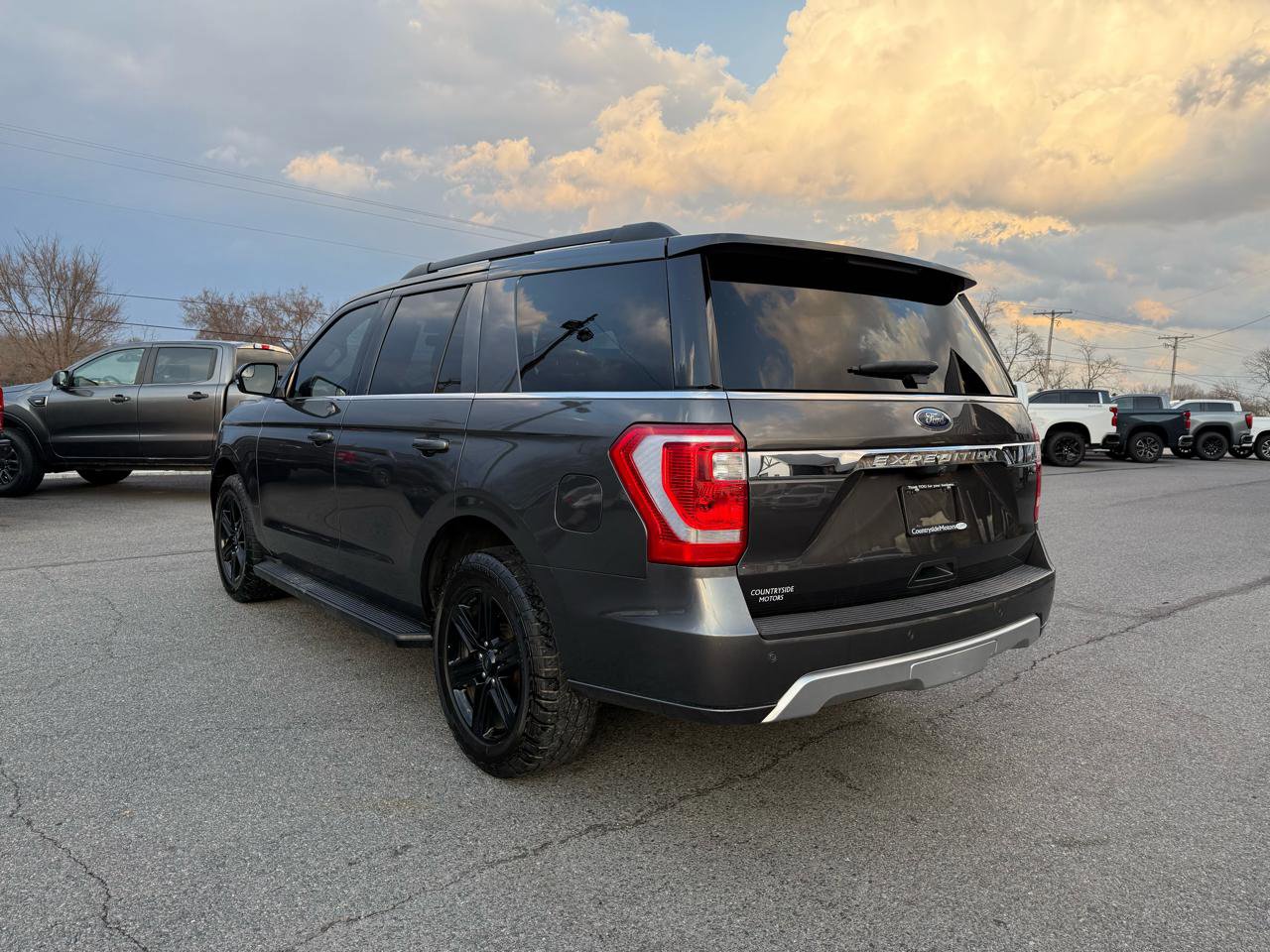 Used 2019 Ford Expedition XLT w/ Equipment Group 201A image 4