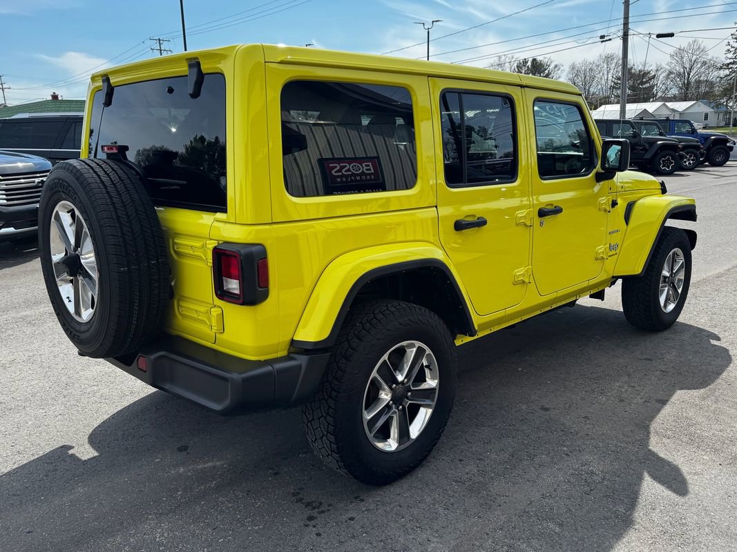 Used 2023 Jeep Wrangler Unlimited Sahara AWD/4WD image 5
