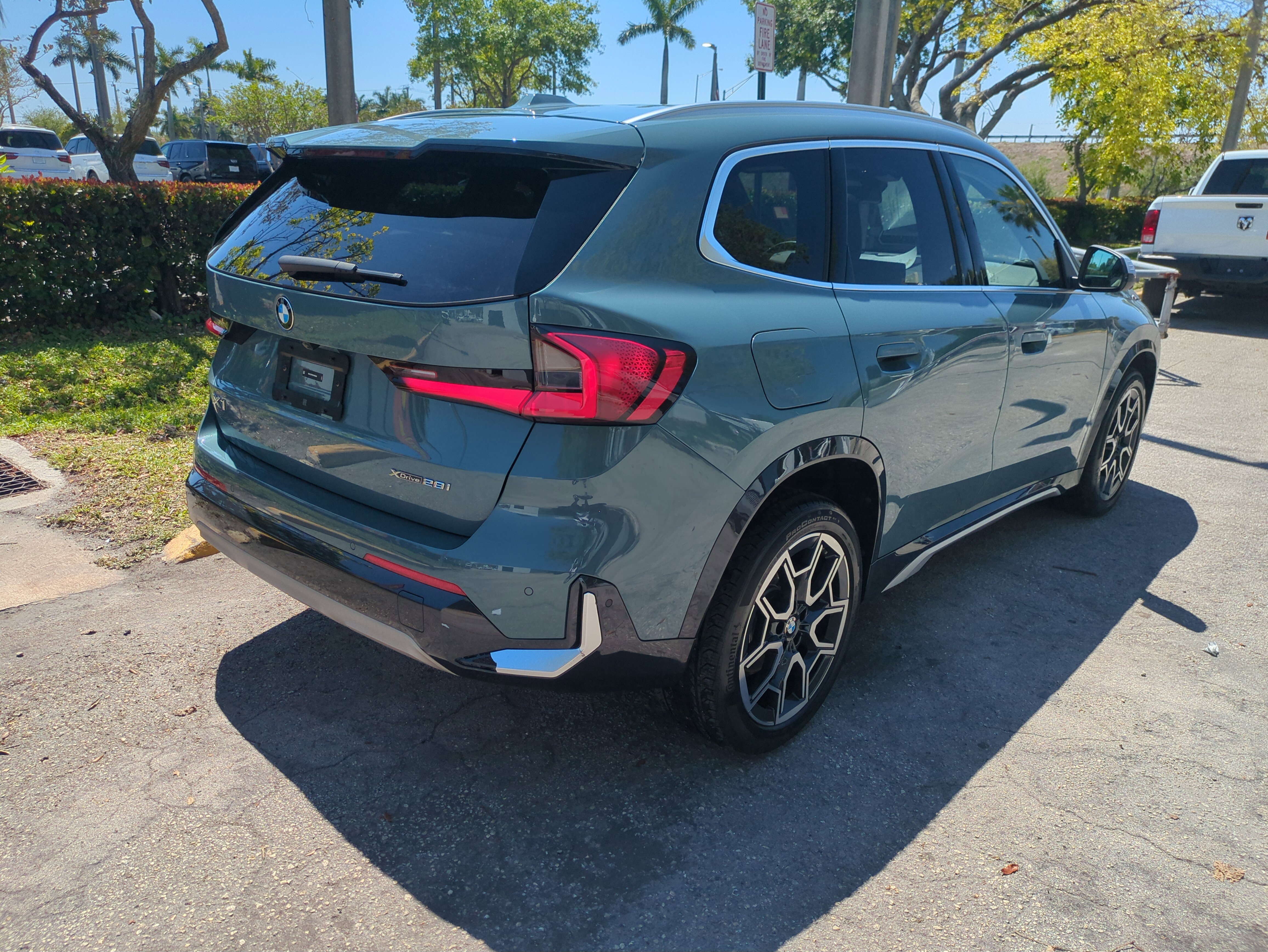 Used 2023 BMW X1 xDrive28i w/ Premium Package image 5