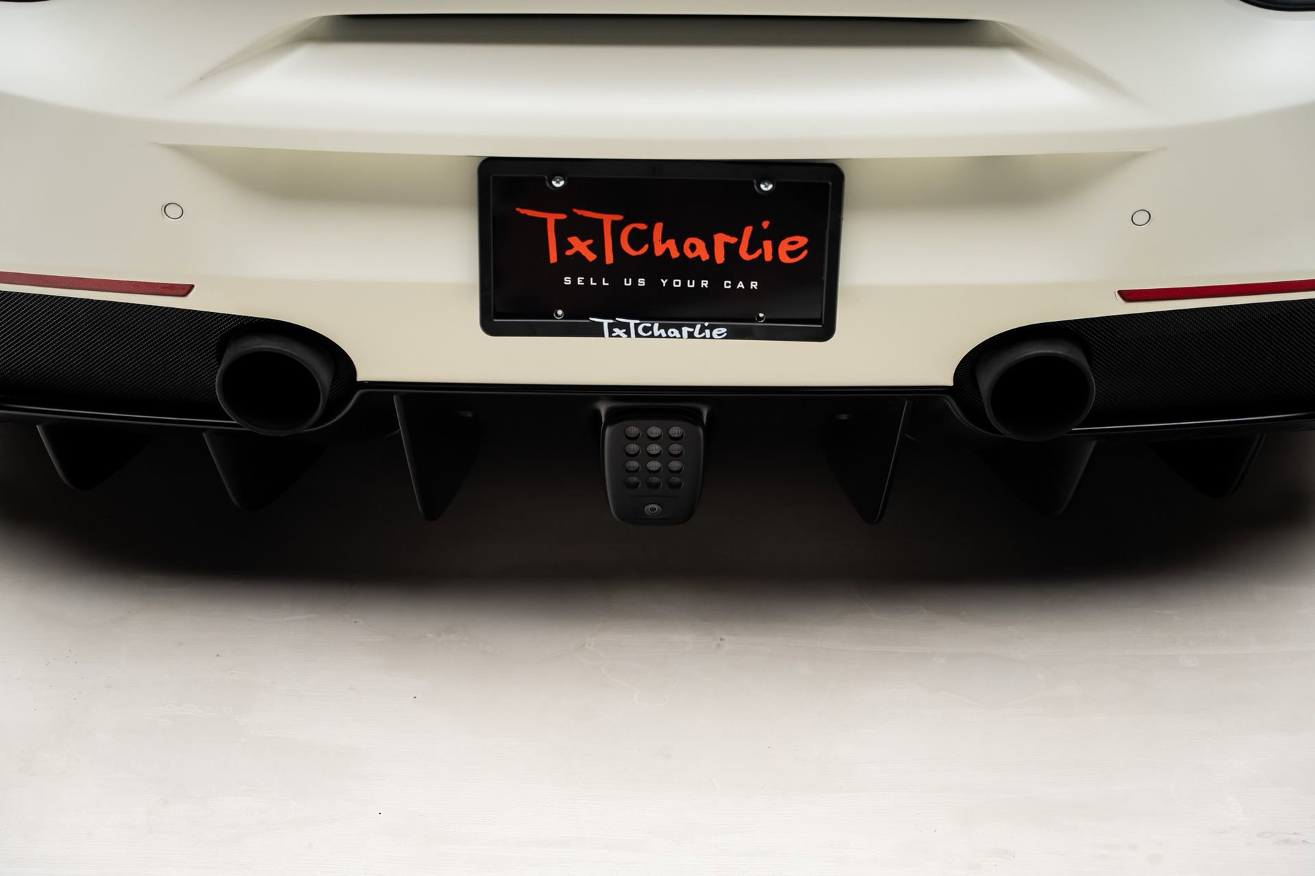 Used 2016 Ferrari 488 Spider RWD image 35