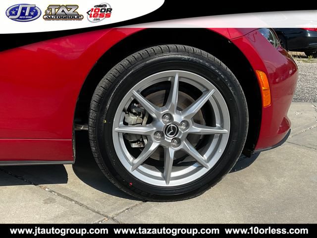 Used 2016 MAZDA MX-5 Miata Sport RWD image 9