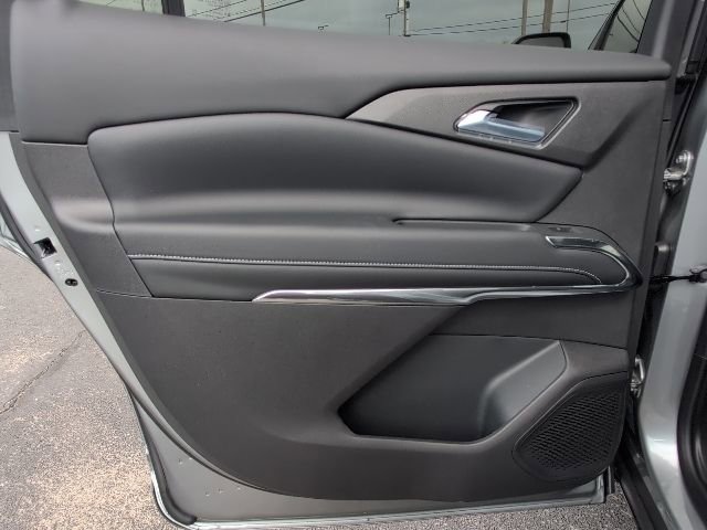 New 2026 Chevrolet Traverse LT w/ Midnight/Sport Edition image 10