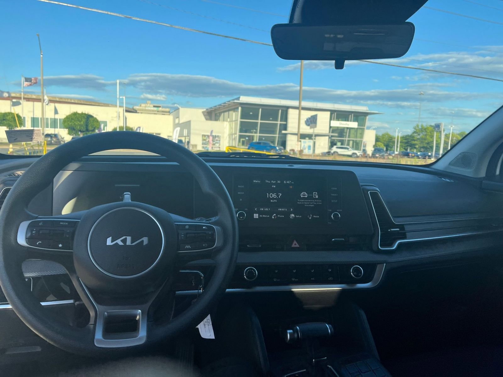 Used 2025 Kia Sportage LX FWD image 32