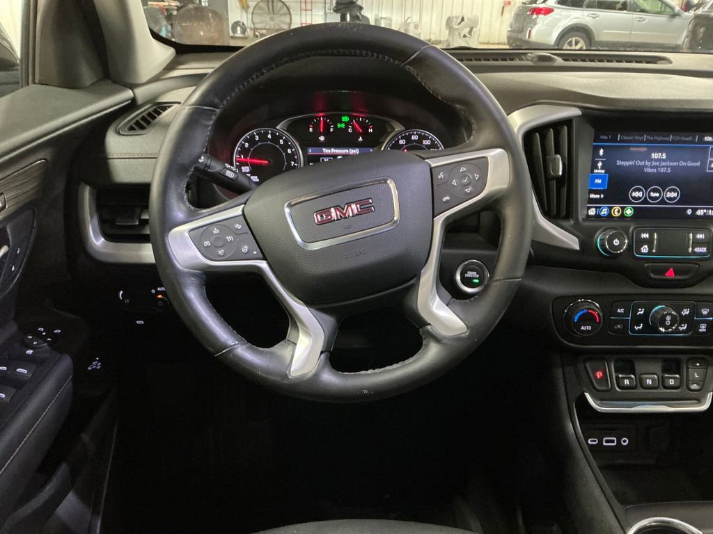 Used 2020 GMC Terrain SLT w/ Preferred Package AWD/4WD image 17