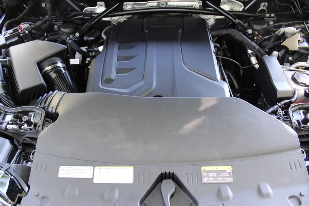 Used 2025 Audi Q5 Premium Plus w/ Premium Plus AWD/4WD image 39