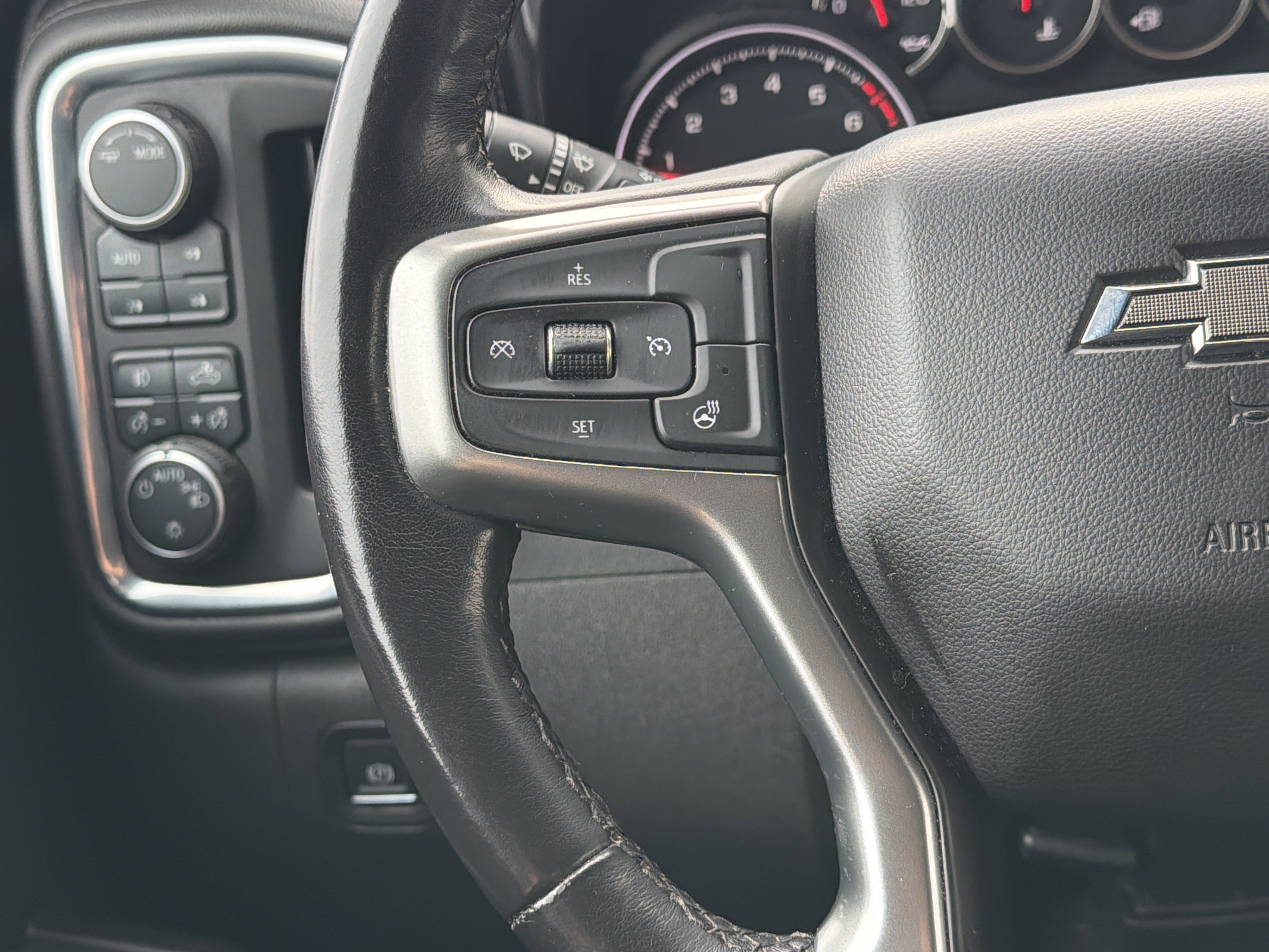 Used 2020 Chevrolet Silverado 1500 RST image 20