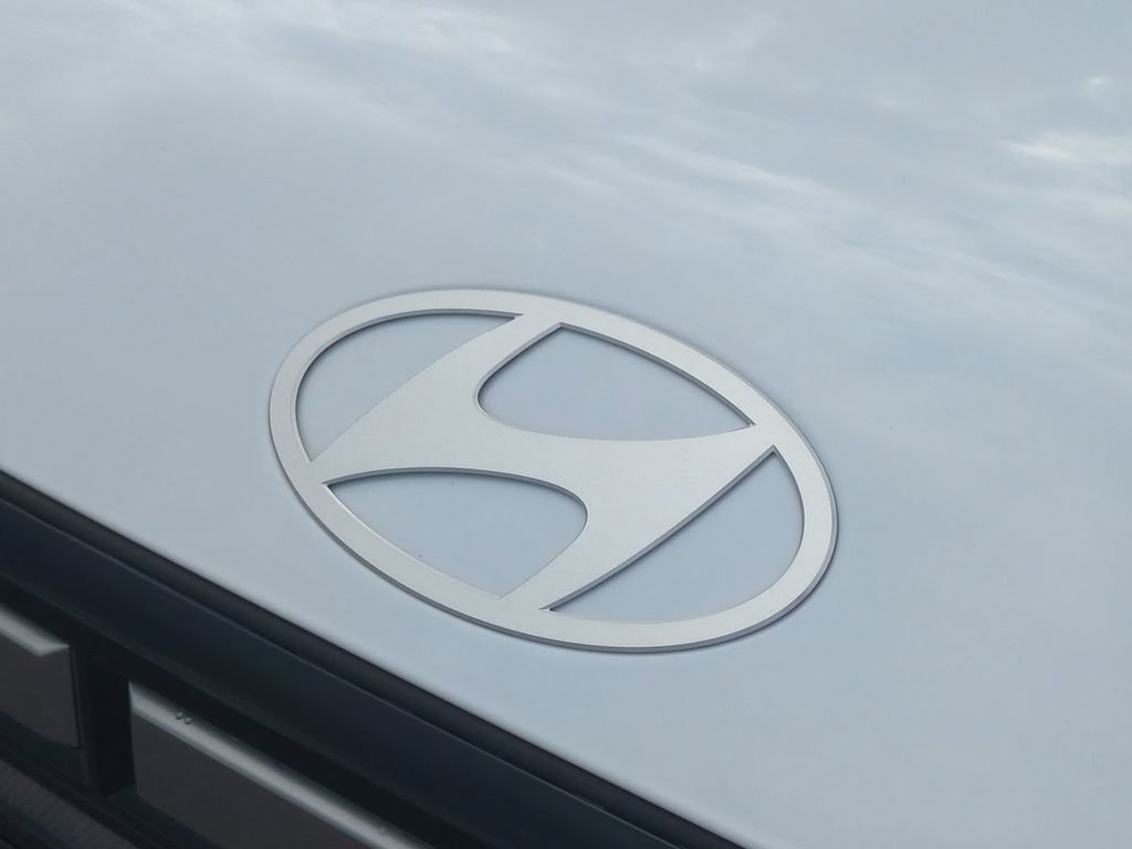 New 2027 Hyundai Santa Fe SE FWD image 13