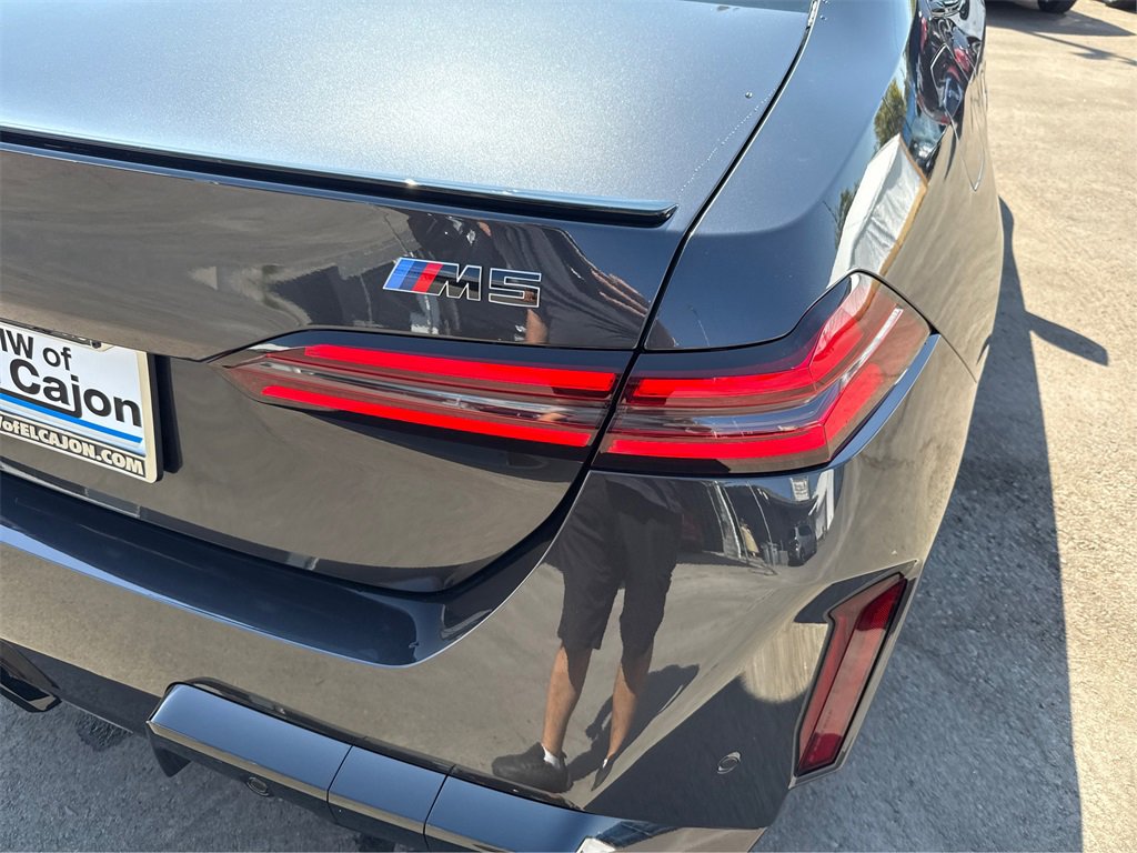 New 2026 BMW M5 w/ Executive Package image 17