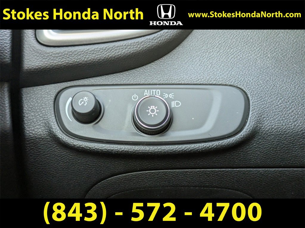 Used 2017 Chevrolet Trax LT w/ LT Convenience Package image 24