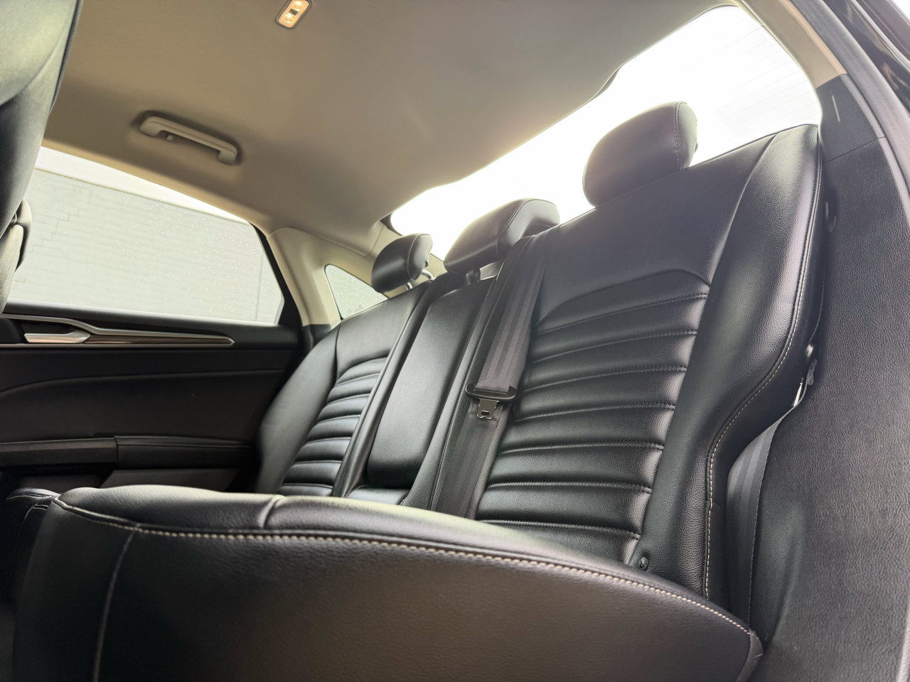 Used 2020 Ford Fusion SEL image 9