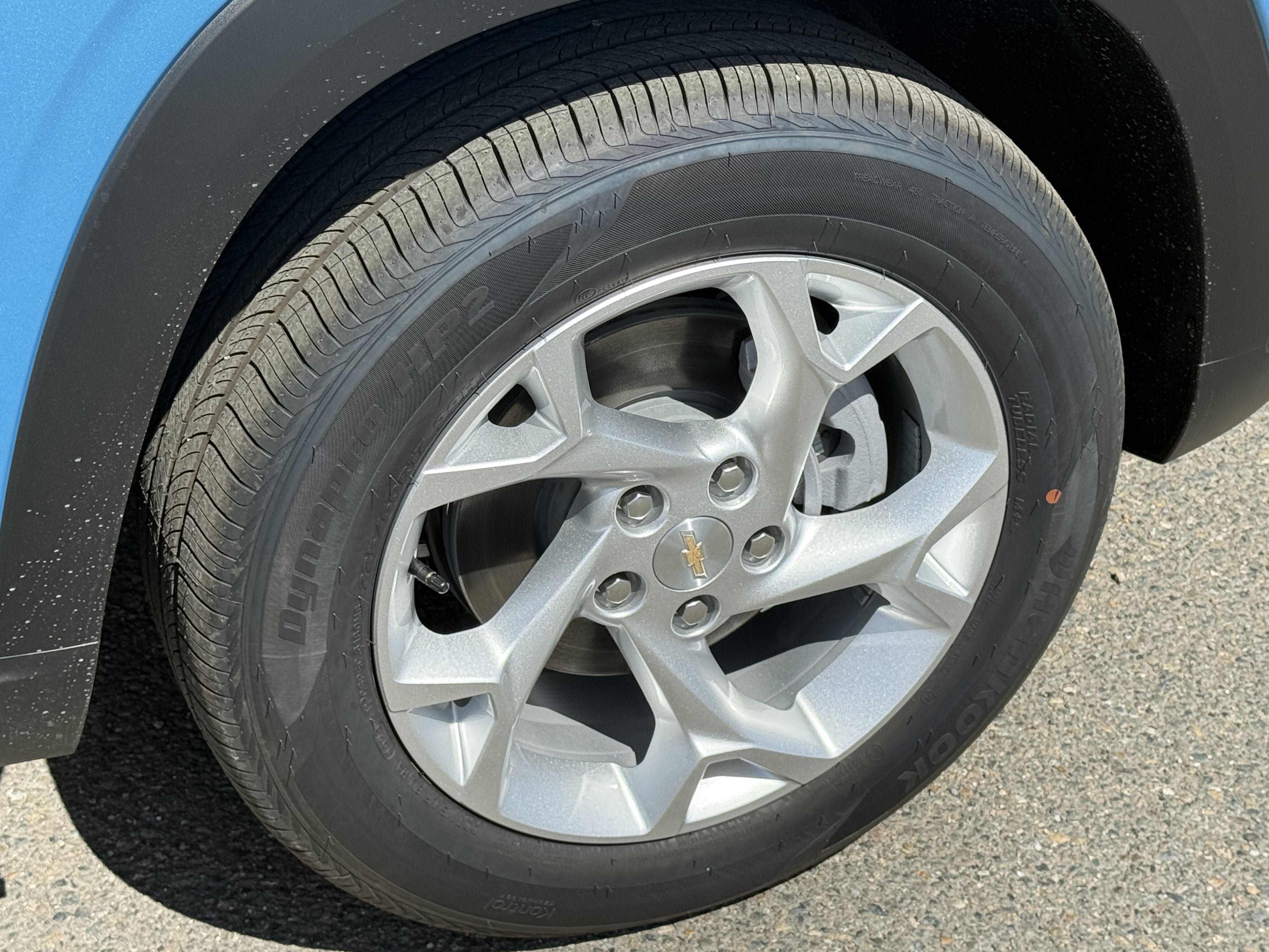 New 2026 Chevrolet Trax LS w/ LS Convenience Package FWD image 27