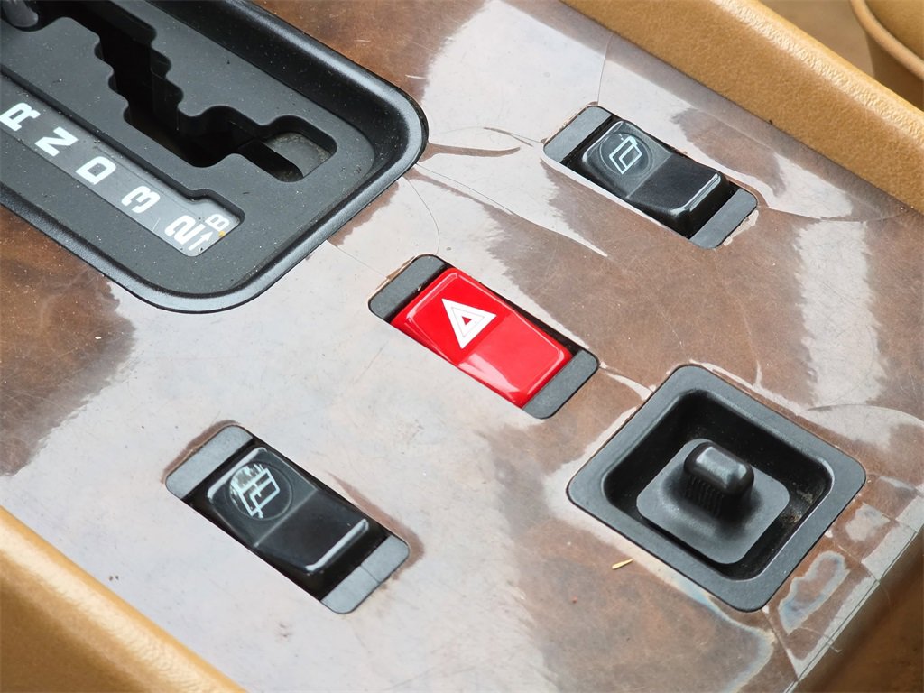 Used 1987 Mercedes-Benz 560 SL image 28