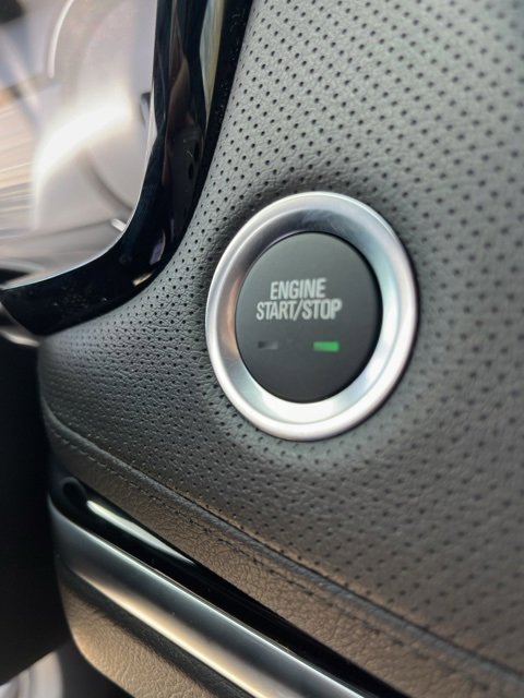 New 2025 Cadillac XT6 Luxury image 23