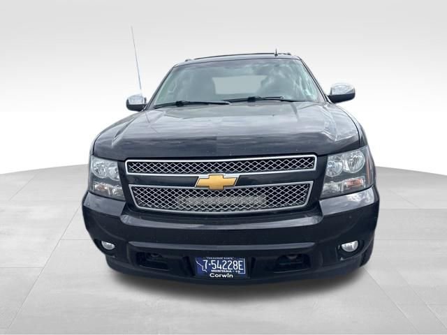 Used 2013 Chevrolet Avalanche LTZ AWD/4WD image 6