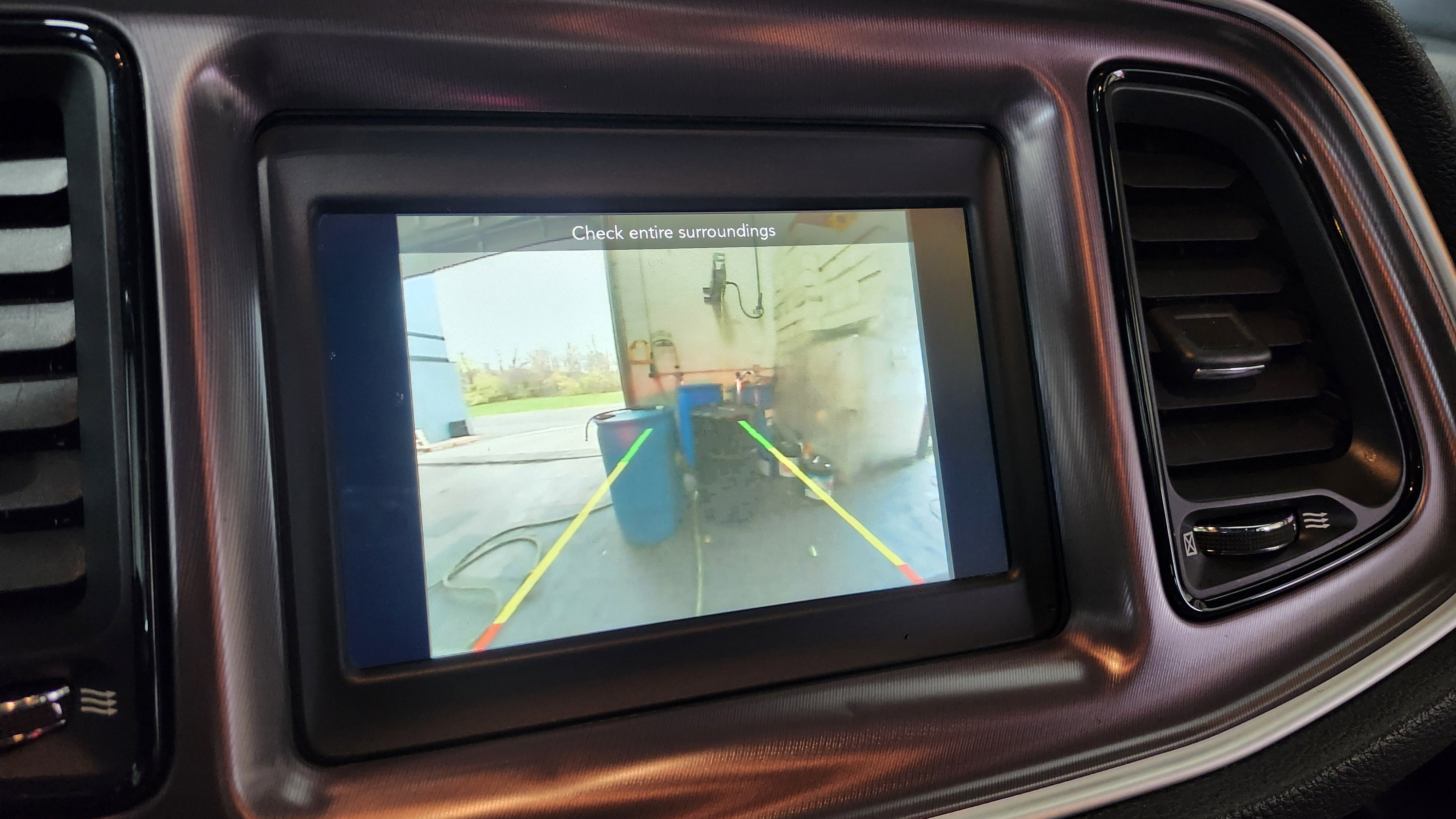 Used 2021 Dodge Challenger SXT image 2