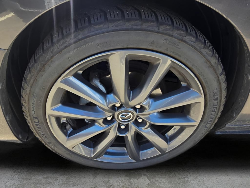 Used 2021 MAZDA MAZDA3 s FWD image 16
