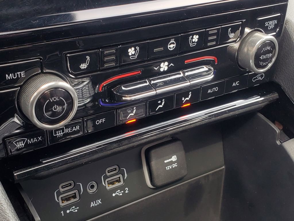 Used 2022 Jeep Grand Cherokee Overland image 25